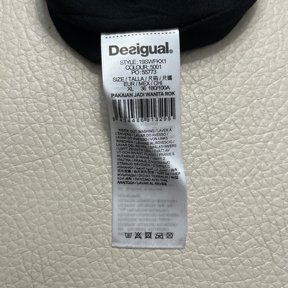 Desigual Women’s Patchwork Pleated Midi Skirt - Made in Spain - Size XL - Picture 6 of 8